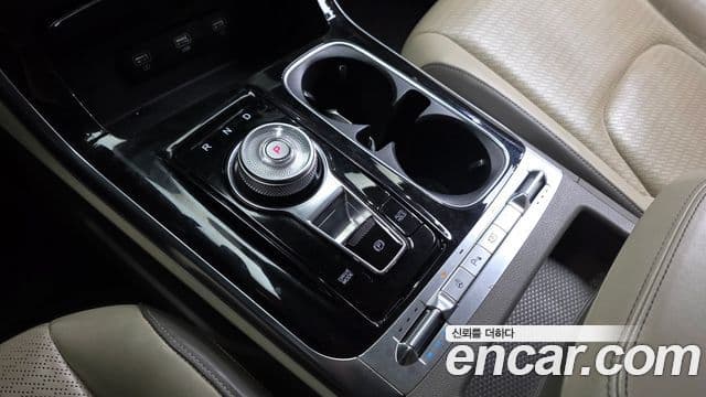 Kia Carnival 2020 — Фото 9/20