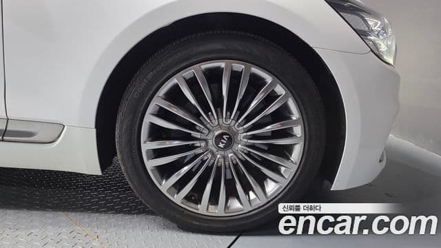 Kia The K9 2019 — ფოტო 8/36