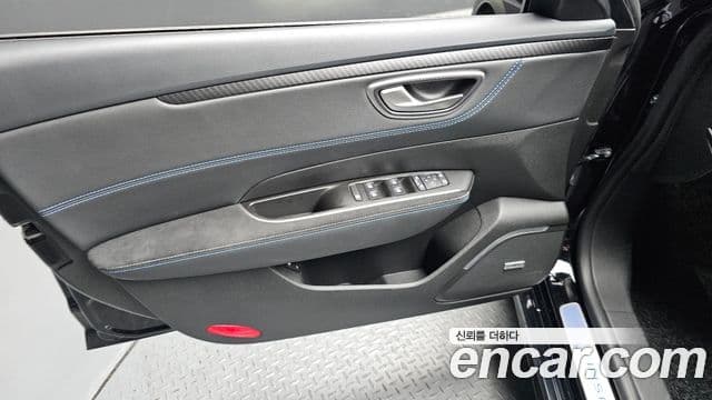 Renault Samsung SM6 2024 — ფოტო 29/33
