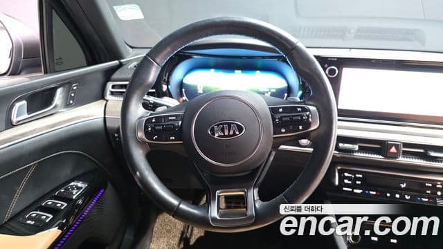 Kia K5 2020 — Şəkil 13/20