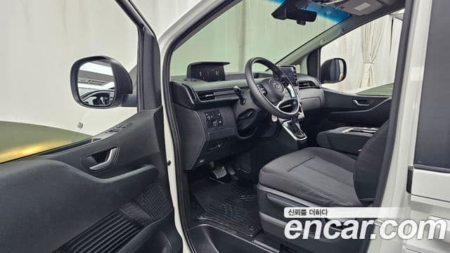 Hyundai Staria 2023 — Şəkil 10/20