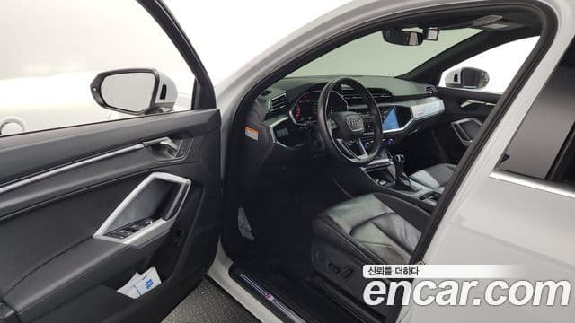 Audi Q3 2022 — ფოტო 10/20