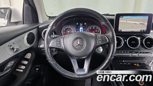 Mercedes-Benz GLC-Class 2018 — Şəkil 12/20