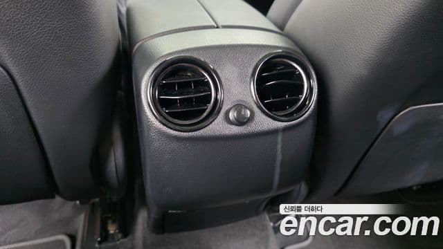 Mercedes-Benz GLC-Class 2018 — Şəkil 19/20
