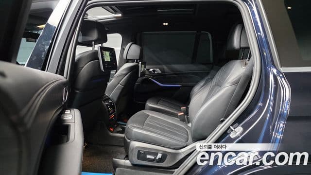 BMW X7 2021 — ფოტო 12/20