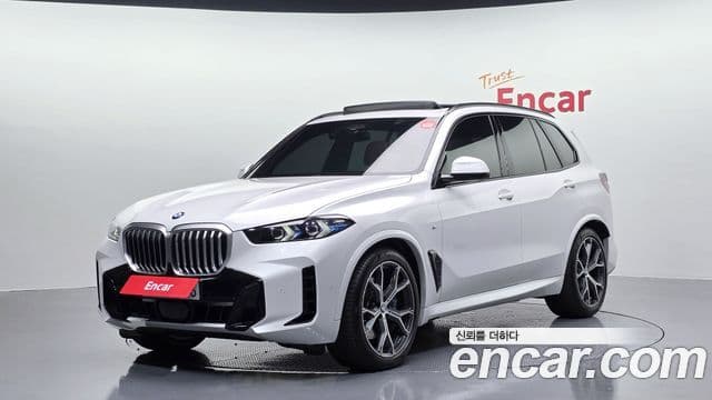 BMW X5 2025 — Photo 11/34
