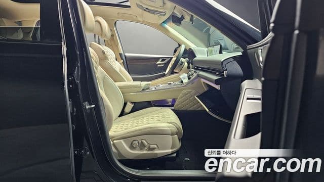Genesis GV80 2023 — ფოტო 28/34