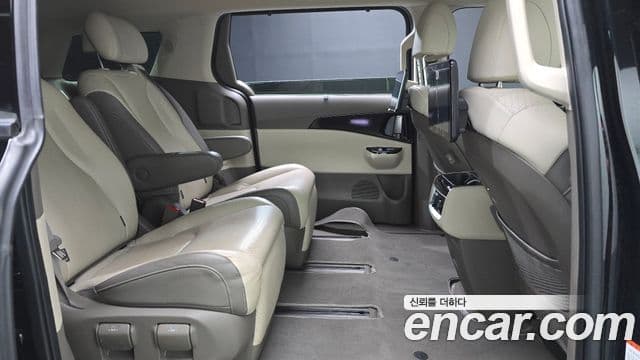 Kia Carnival 2022 — Şəkil 11/20