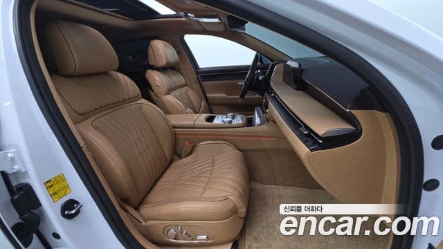 Genesis G90 2022 — Photo 13/20