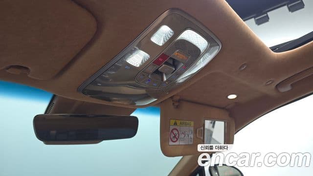 Genesis G90 2022 — Photo 4/20
