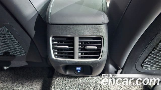Hyundai Sonata Hybrid 2021 — ფოტო 26/34