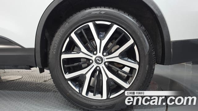 Renault Samsung QM6 2020 — ფოტო 16/32