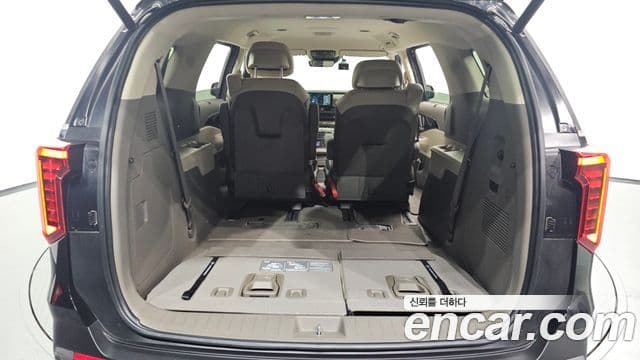 Kia Carnival 2025 — Şəkil 20/20