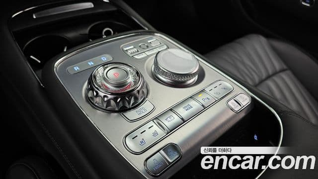 Genesis G90 2025 — ფოტო 8/20