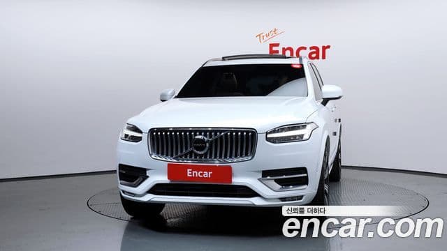 Volvo XC90 2022 — Фото 3/20