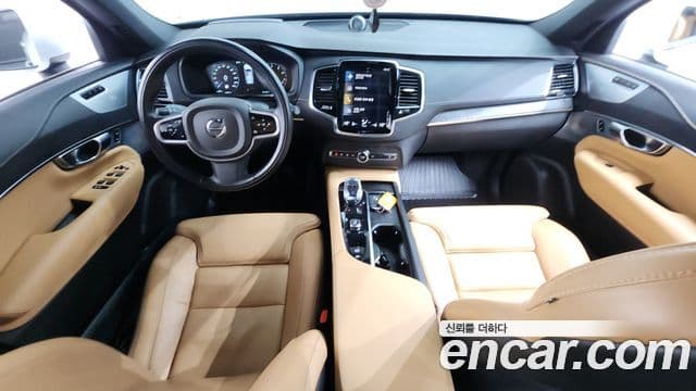 Volvo XC90 2022 — Фото 7/20