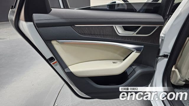 Audi A6 2023 — Photo 13/30