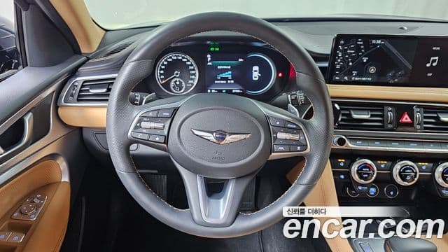 Genesis G70 2023 — Şəkil 13/20