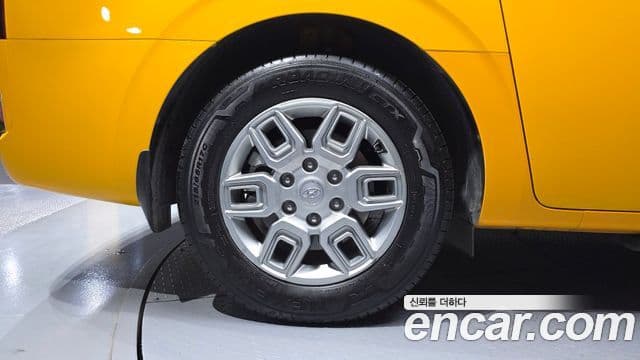 Hyundai Staria 2023 — фото 5 из 20