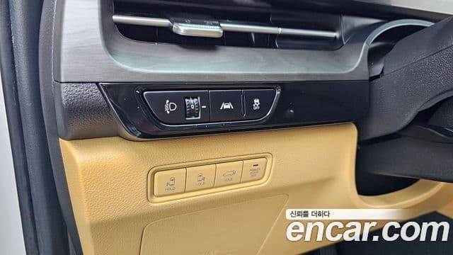Kia Carnival 2021 — Şəkil 16/20