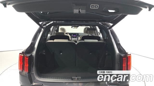Kia Sorento 2021 — Фото 20/20