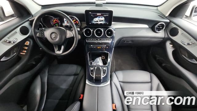 Mercedes-Benz GLC-Class 2018 — ფოტო 6/13