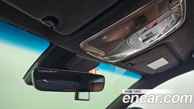 Genesis Electrified G80 2024 — Şəkil 19/20