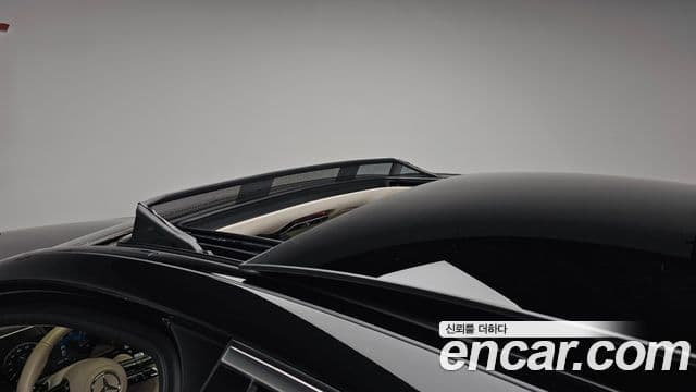 Mercedes-Benz S-Class 2023 — ფოტო 16/20