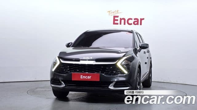 Kia Sportage 2023 — ფოტო 3/20