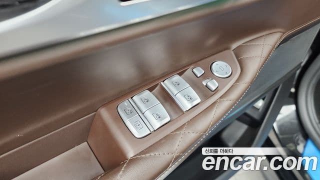 BMW 7 Series 2020 — Photo 5/36