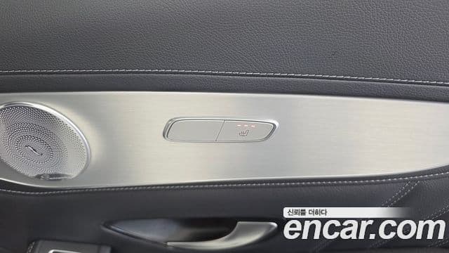 Mercedes-Benz GLC-Class 2019 — Фото 18/20