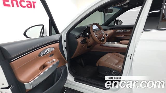 Genesis GV70 2021 — Şəkil 10/20