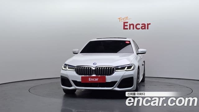 BMW 5 Series 2023 — ფოტო 3/20