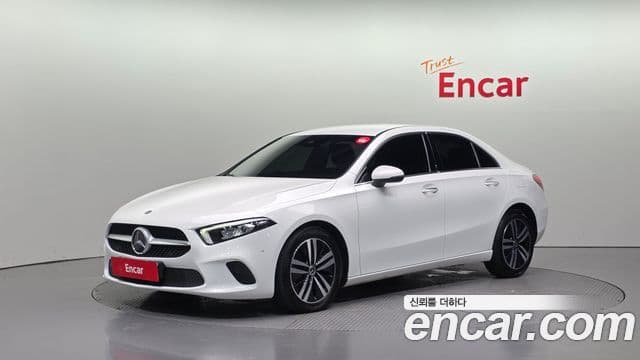 Mercedes-Benz A-Class 2022 — ფოტო 1/20