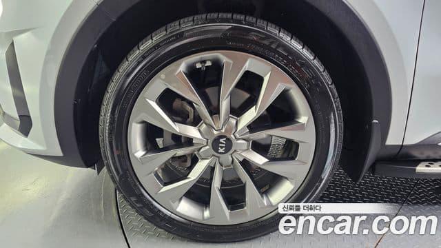 Kia Sorento 2021 — фото 5 из 20