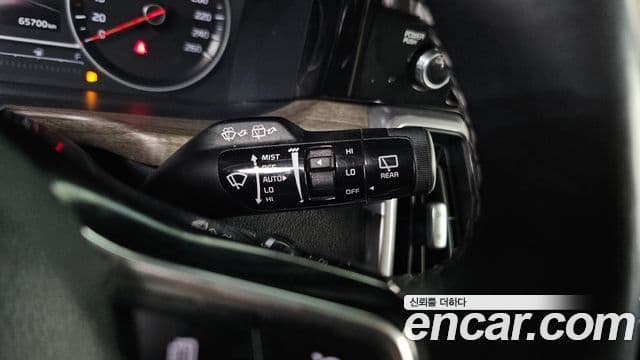 Kia Sorento 2021 — ფოტო 15/20