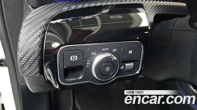 Mercedes-Benz A-Class 2020 — Şəkil 14/20