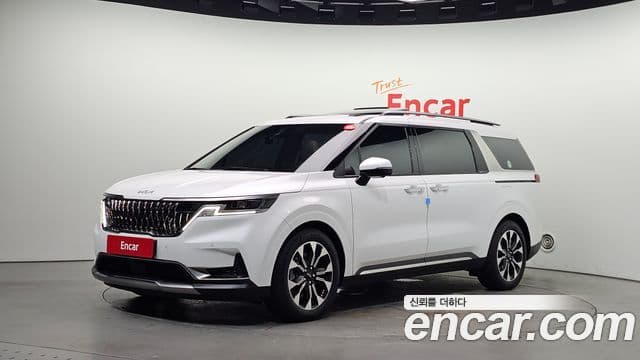 Kia Carnival 2023 — ფოტო 1/20