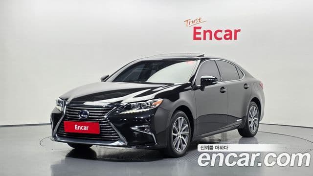 Lexus ES300h 2018 — Şəkil 1/20