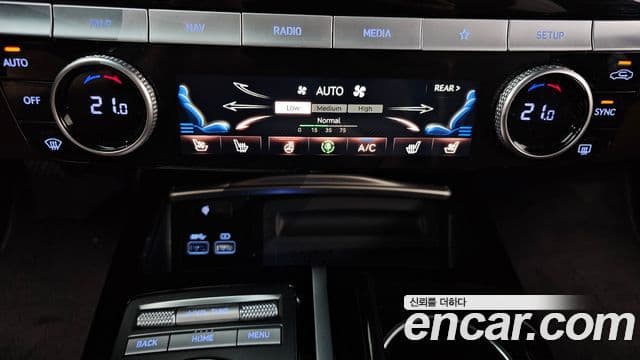 Genesis Electrified G80 2022 — Şəkil 19/20