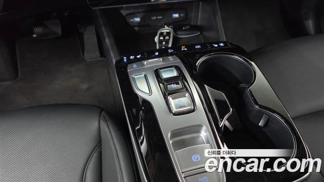 Hyundai The New Tucson 2022 — ფოტო 8/20