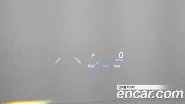 Lexus ES300h 2025 — ფოტო 16/20