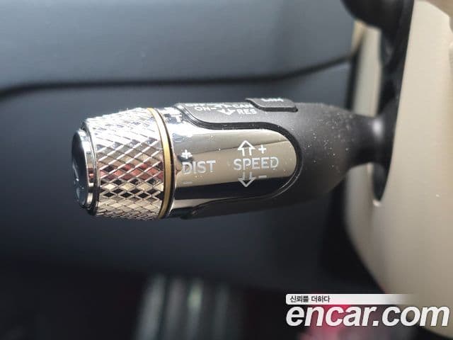 Bentley Flying Spur 2025 — Photo 15/20