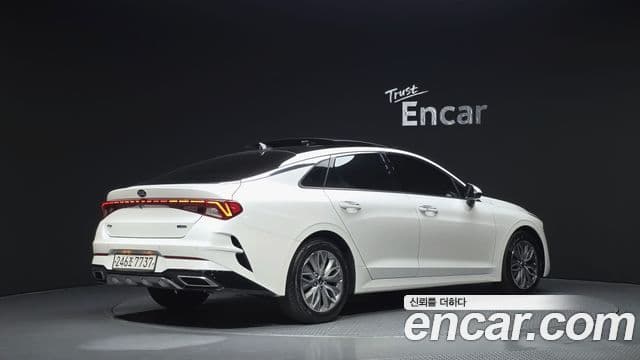 Kia K5 2020 — ფოტო 2/20