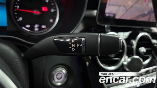 Mercedes-Benz C-Class 2020 — фото 9 из 20