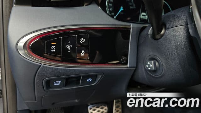 Genesis GV70 2021 — Şəkil 14/20