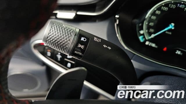 Genesis GV70 2021 — фото 20 из 20