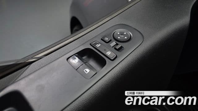 Hyundai Staria 2022 — Şəkil 19/20