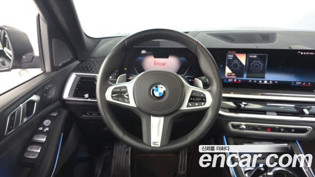 BMW X7 2025 — Фото 12/20
