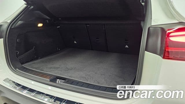 Mercedes-Benz EQA 2025 — ფოტო 16/17